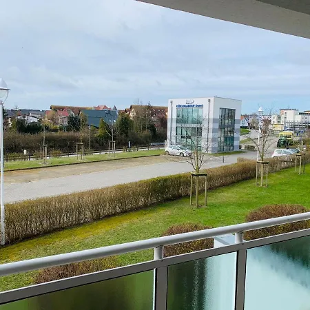 Strand-butze 9206 Yachthafenresidenz * Ostseebad Kühlungsborn